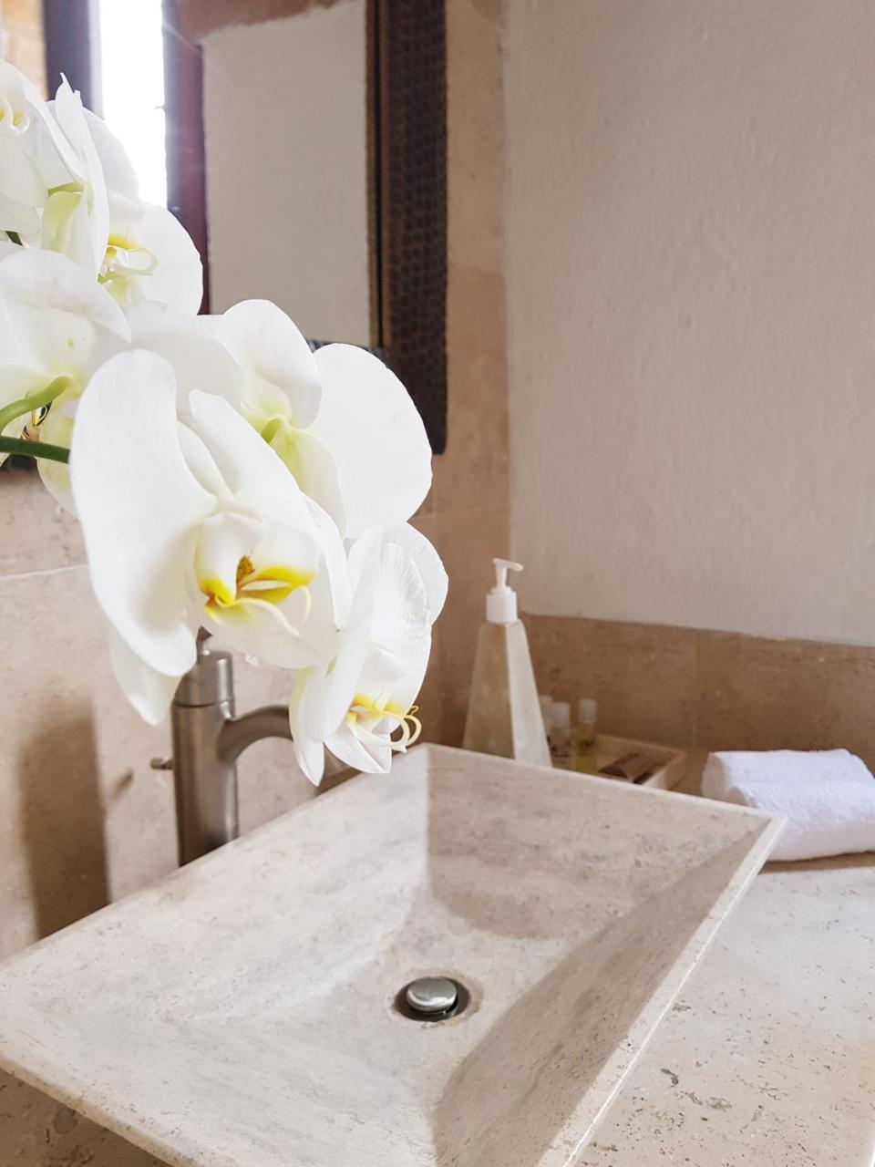 Casa Embrujo Morelia - Boutique エクステリア 写真